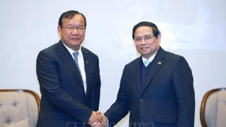 Thủ tướng Phạm Minh Chính tiếp Phó Thủ tướng Lào và Phó Thủ tướng Campuchia