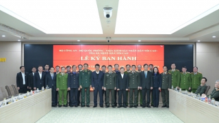 Ban hành các thông tư liên tịch quy định về quan hệ phối hợp giữa các cơ quan có thẩm quyền trong hoạt động tố tụng hình sự