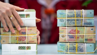 Giám sát việc công bố lãi suất huy động và cho vay của các ngân hàng