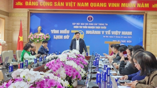 Thi trắc nghiệm trực tuyến tìm hiểu lịch sử 70 năm ngành y tế Việt Nam