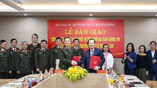 Bàn giao nhiệm vụ bảo đảm an toàn thông tin mạng về Bộ Công an