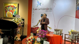 Những triết lý trong “lò mổ” của nhà thơ Nguyễn Quang Thiều