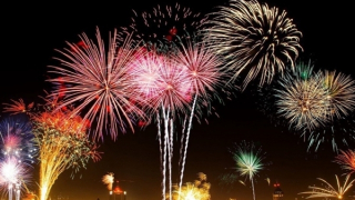 Bên nhau cùng đón giao thừa