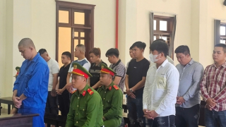 Án chung thân cho chủ trại gà bắn chết kẻ bảo kê hội chợ