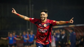 CLB Bóng đá Công an Hà Nội rời sân Vinh với 1 điểm trong màn đôi công hấp dẫn