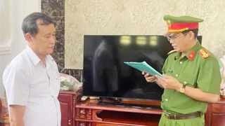 Bắt tạm giam Giám đốc Công ty phát triển nhà Cà Mau
