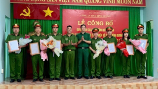 Trao quyết định thành lập Cơ sở cai nghiện ma túy số 2 tỉnh Bình Dương