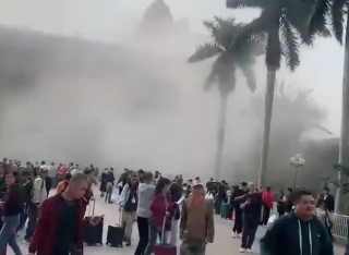 4 người bị thương trong vụ cháy tại cửa khẩu quốc tế Móng Cái