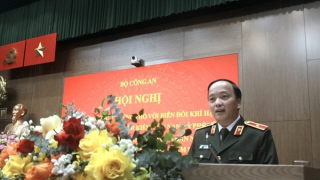 Ứng phó với thiên tai và biến đổi khí hậu quan trọng như những "trận đánh trong thời bình"