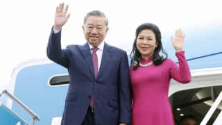 Tổng Bí thư Tô Lâm và Phu nhân lên đường thăm Indonesia và Singapore