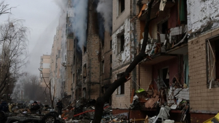 Cánh cửa hòa bình khó khăn với Ukraine