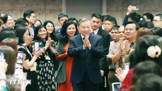 Xây dựng cộng đồng người Việt Nam tại Singapore ngày càng vững mạnh