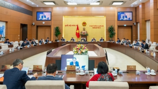 Kỳ họp thứ 9 của Quốc hội sẽ cho ý kiến việc sửa đổi Hiến pháp, sáp nhập tỉnh, xã