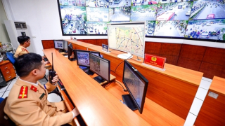 “Đột nhập” nơi giữ nhịp giao thông Thủ đô