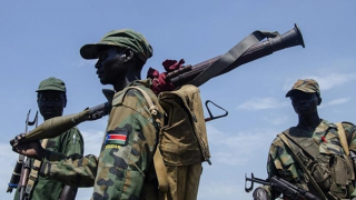 Nam Sudan bên bờ vực nội chiến