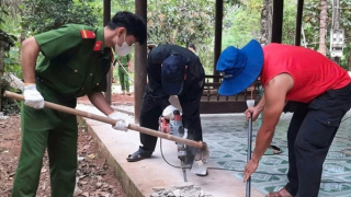 Công an tỉnh Quảng Nam tích cực tham gia xóa nhà tạm, nhà dột nát