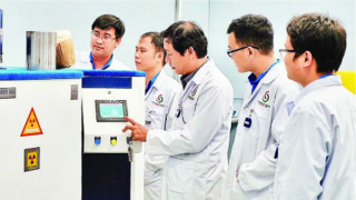 Bài 1: Đi là để trở về và cống hiến