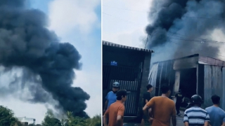 Cảnh sát nối vòng rồng vào sâu trong hẻm dập tắt đám cháy xưởng gia công sắt