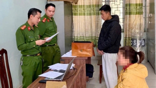 Mâu thuẫn, dùng dao chém hàng xóm