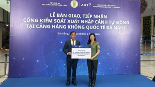 Bộ Công an tiếp nhận hệ thống kiểm soát xuất nhập cảnh tự động tại sân bay quốc tế Đà Nẵng