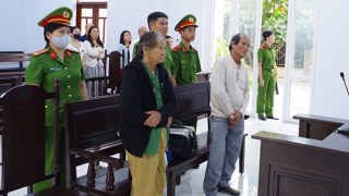 Xét xử sơ thẩm với 2 bị cáo vu khống lãnh đạo các cấp