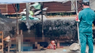 Người đàn ông tử vong bất thường trên sạp bán hàng trong khu chợ