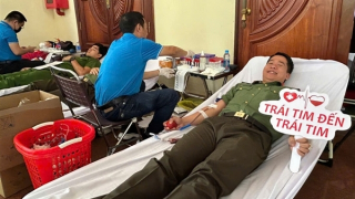 Hàng trăm CBCS Công an tỉnh Bình Dương tham gia hiến máu