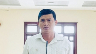 Cướp dây chuyền xong hối hận đem trả lại, bị cáo được giảm nhẹ hình phạt