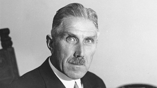 Điệp viên siêu gặp may