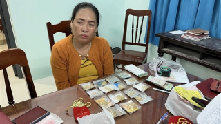 Nữ quái 21 lần lừa đảo bằng chiêu cầm cố vàng giả