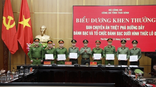 Khen thưởng Ban chuyên án triệt phá đường dây đánh bạc với số lượng tiền giao dịch khoảng 2.500 tỷ đồng