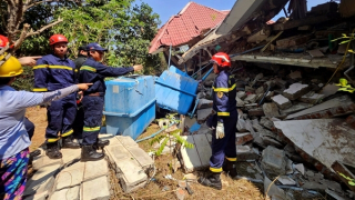 Ngày đầu Đội CNCH Công an Việt Nam cùng chó nghiệp vụ làm nhiệm vụ tại Myanmar