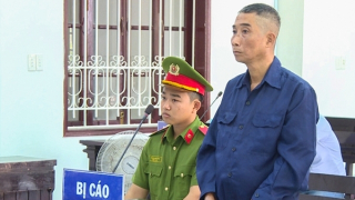 Lĩnh án tù vì phóng hỏa đốt bạn nhậu do ném bỏ đầu cá lóc