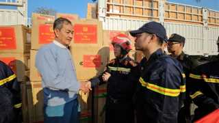 Bộ Công an Việt Nam trao tặng Myanmar gần 3 tấn thuốc và thiết bị y tế