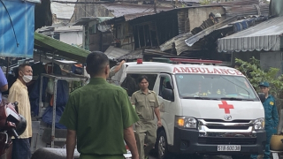 Cháy nhà lúc rạng sáng, 3 người trong gia đình tử vong