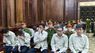 Cựu Chủ tịch tỉnh An Giang bị phạt 8 năm 6 tháng tù vì tiếp tay cho “cát tặc”