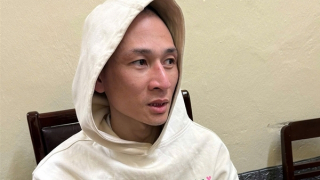 Công an nổ súng trấn áp, bắt giữ đối tượng truy nã nguy hiểm