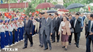 Điện chia buồn nguyên Chủ tịch Đảng, nguyên Chủ tịch nước Lào Khamtay Siphandone từ trần