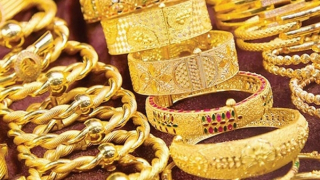 Hưởng lợi từ chính sách thuế, giá vàng tăng mạnh