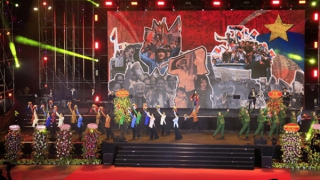 Phát huy truyền thống cách mạng, đưa Lâm Đồng phát triển vững mạnh