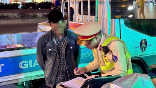 Người dân báo tin, CSGT tuần tra xử lý hàng loạt xe khách vi phạm