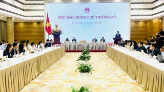 Từ vụ kẹo rau củ Kera: Có thể hạn chế người nổi tiếng quảng cáo sai sự thật xuất hiện trên mạng xã hội