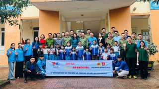 Tuổi trẻ Văn phòng Bộ Công an dành nguồn lực 500 triệu đồng hỗ trợ bà con Hà Tĩnh, Quảng Bình