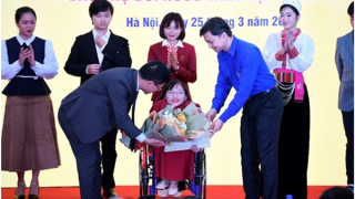 Giải thưởng “Bền Đam Mê” cùng cô giáo “Tâm thủy tinh” ươm mầm tri thức hàng trăm học sinh