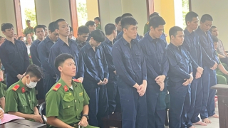 Tuyên án 20 bị cáo liên quan vụ nổ súng bắn người tại quán cà phê ở Cần Thơ