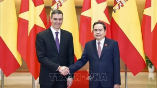 Chủ tịch Quốc hội Trần Thanh Mẫn hội kiến Thủ tướng Tây Ban Nha Pedro Sánchez