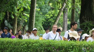 Thủ tướng yêu cầu thúc đẩy phát triển du lịch, bảo đảm tăng trưởng hai con số