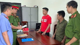 Bắt tạm giam TikToker Dưỡng Dướng Dường