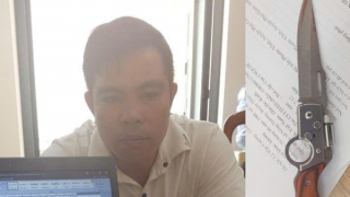 Dùng dao đâm vợ cũ khi thấy ngồi trên xe ô tô của “trai lạ”
