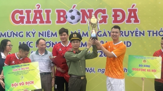 Sôi nổi Giải bóng đá chào mừng 79 năm Ngày truyền thống lực lượng Tham mưu CAND